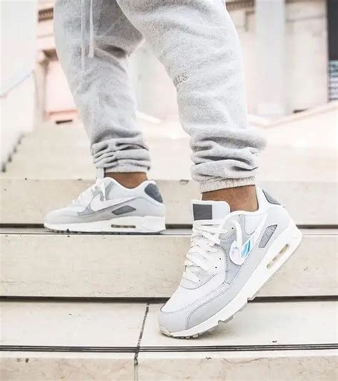 Nike Air Max 90 Fiyatları ve Modelleri 